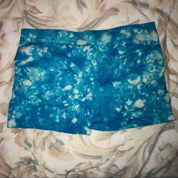 Tie dye compression shorts - Picture 2 of 2